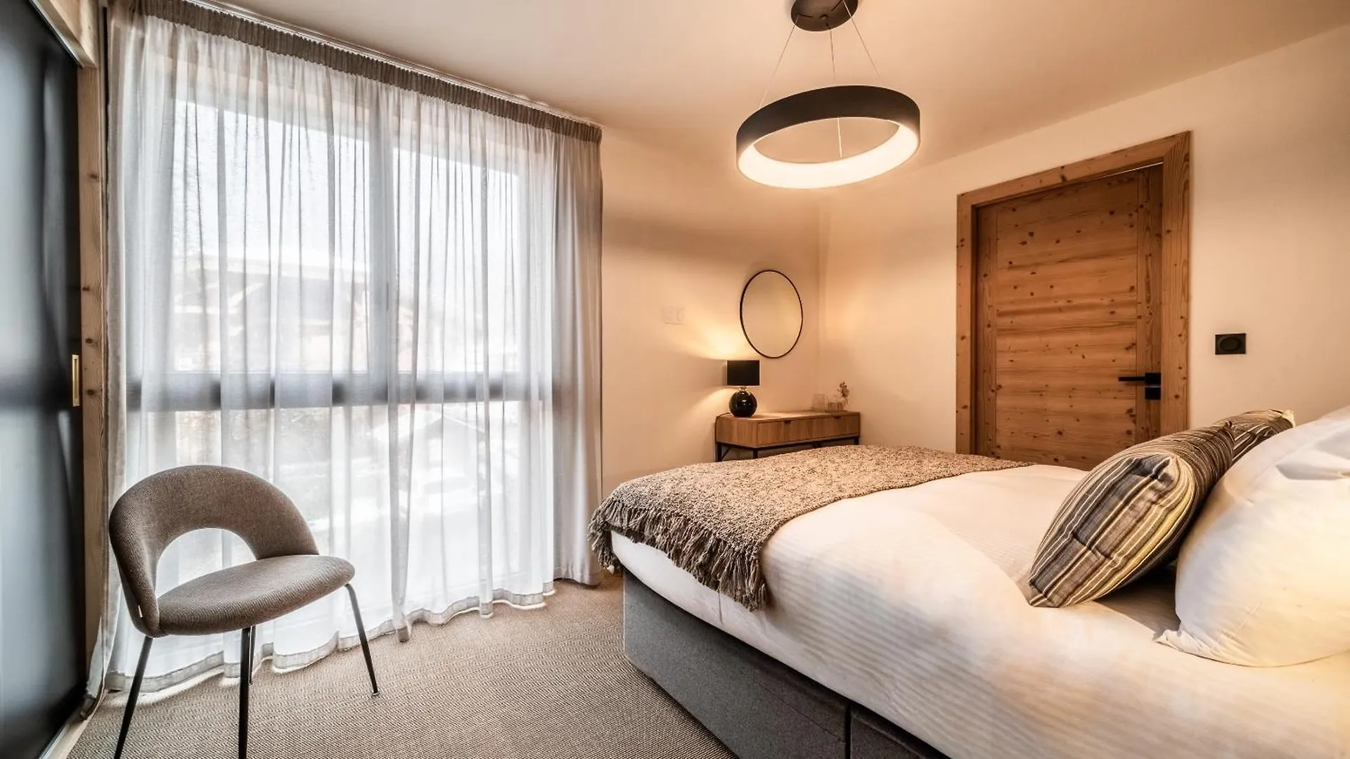 Chalet Marguerite, Morzine - By Emerald Stay Montriond