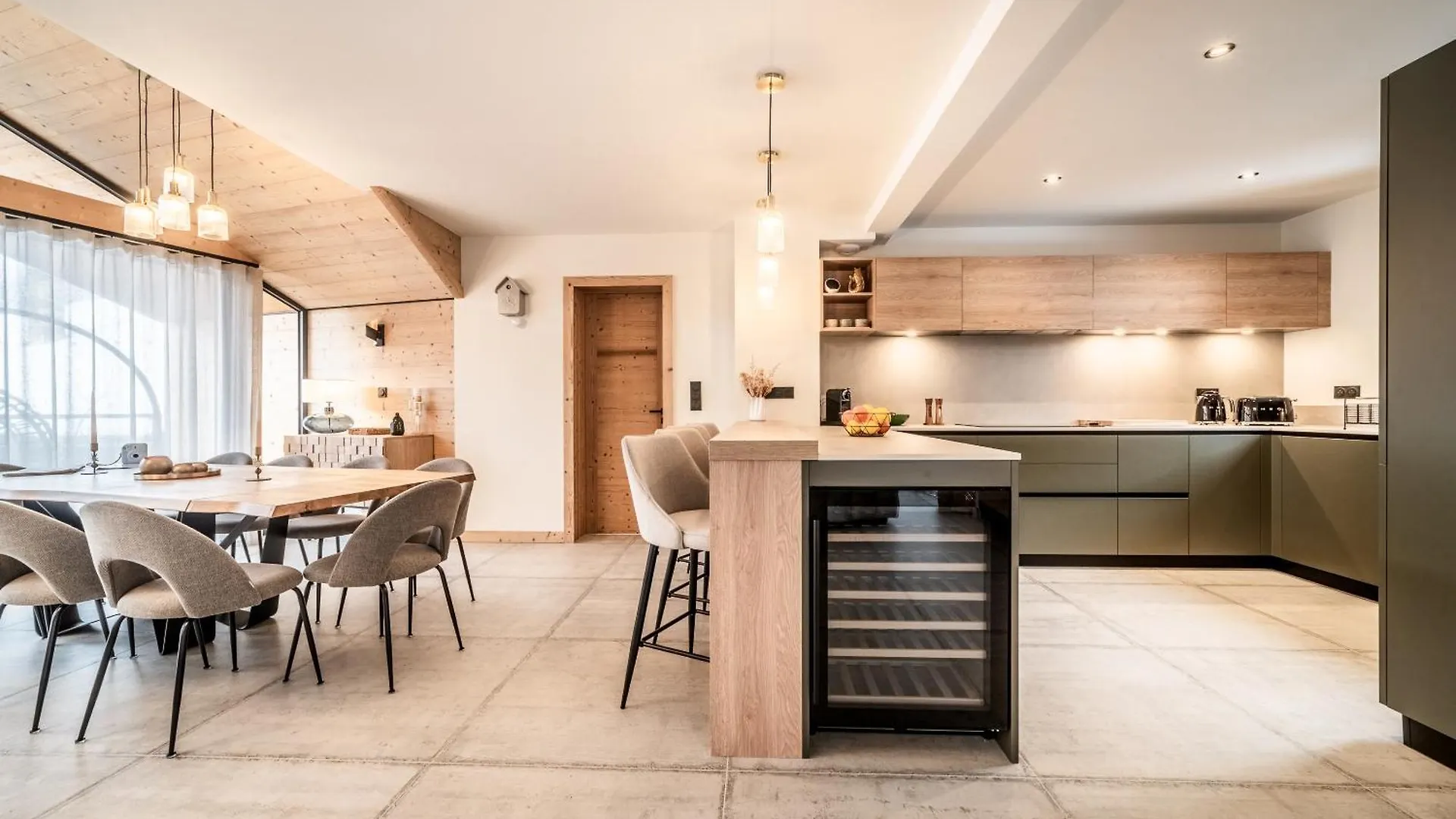 Chalet Marguerite, Morzine - By Emerald Stay Montriond