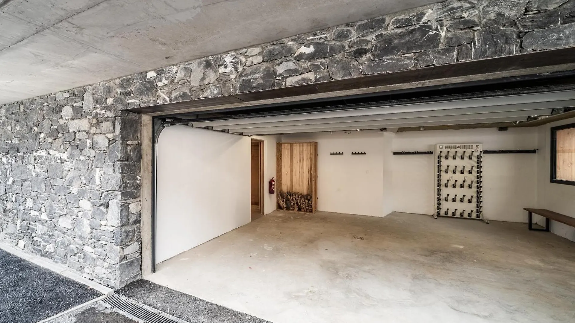 Chalet Marguerite, Morzine - By Emerald Stay Montriond